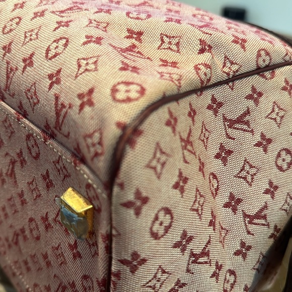 Louis Vuitton Monogram Mini Josephine GM Handbag - Picture 8 of 10